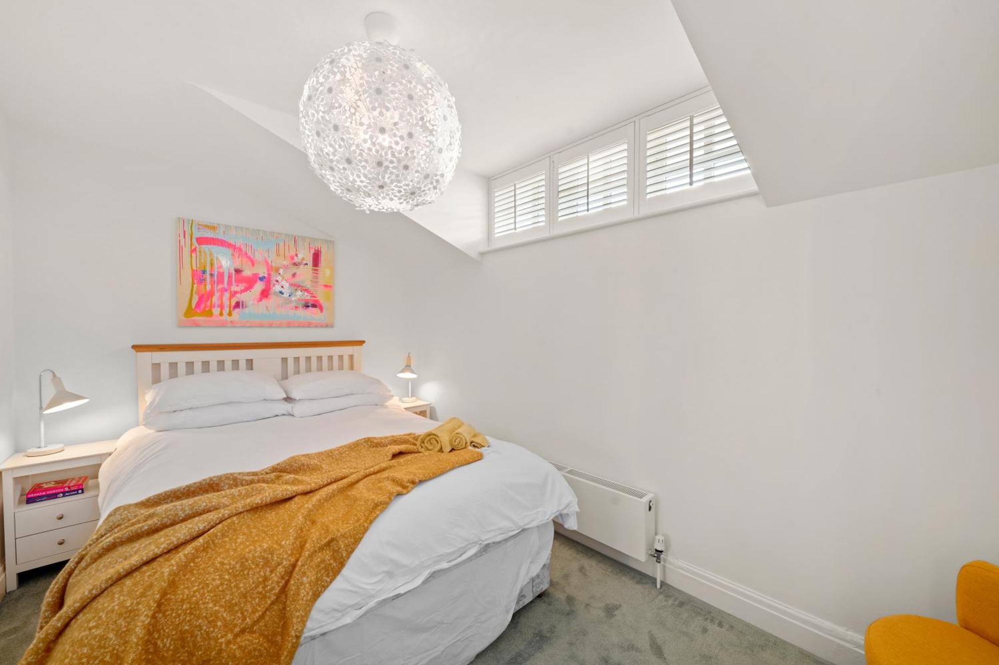 3 Bedroom Mews Home - Clapham Common - Free Private Parking - Sleeps 5 - Newly Refurbished - Sweetpea & Pillow Properties Λονδίνο Εξωτερικό φωτογραφία