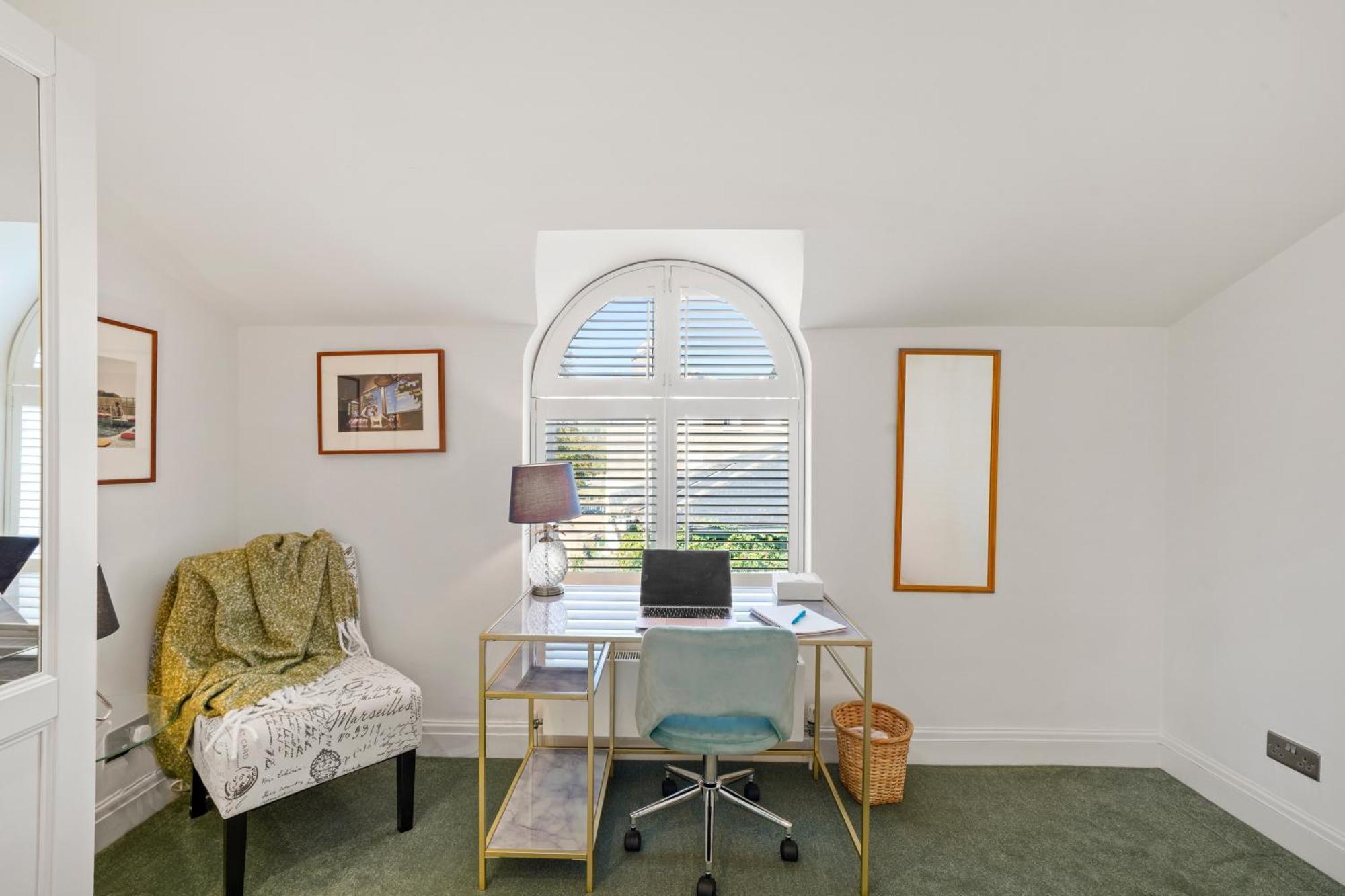 3 Bedroom Mews Home - Clapham Common - Free Private Parking - Sleeps 5 - Newly Refurbished - Sweetpea & Pillow Properties Λονδίνο Εξωτερικό φωτογραφία