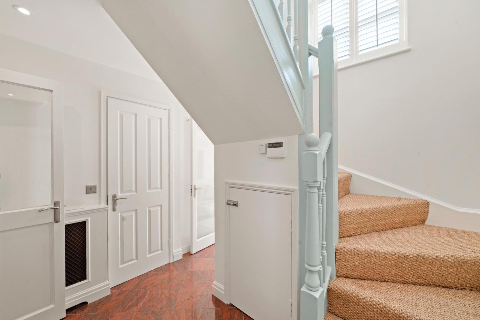 3 Bedroom Mews Home - Clapham Common - Free Private Parking - Sleeps 5 - Newly Refurbished - Sweetpea & Pillow Properties Λονδίνο Εξωτερικό φωτογραφία